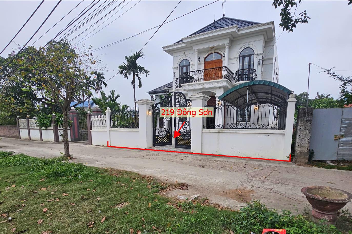 Hình ảnh Bán Nhà 2 Tầng 219m Tại Đông Sơn Ô Tô Đỗ Tận Cửa Ngay Sát QL6A Đang Triển Khai Mở Rộng 
