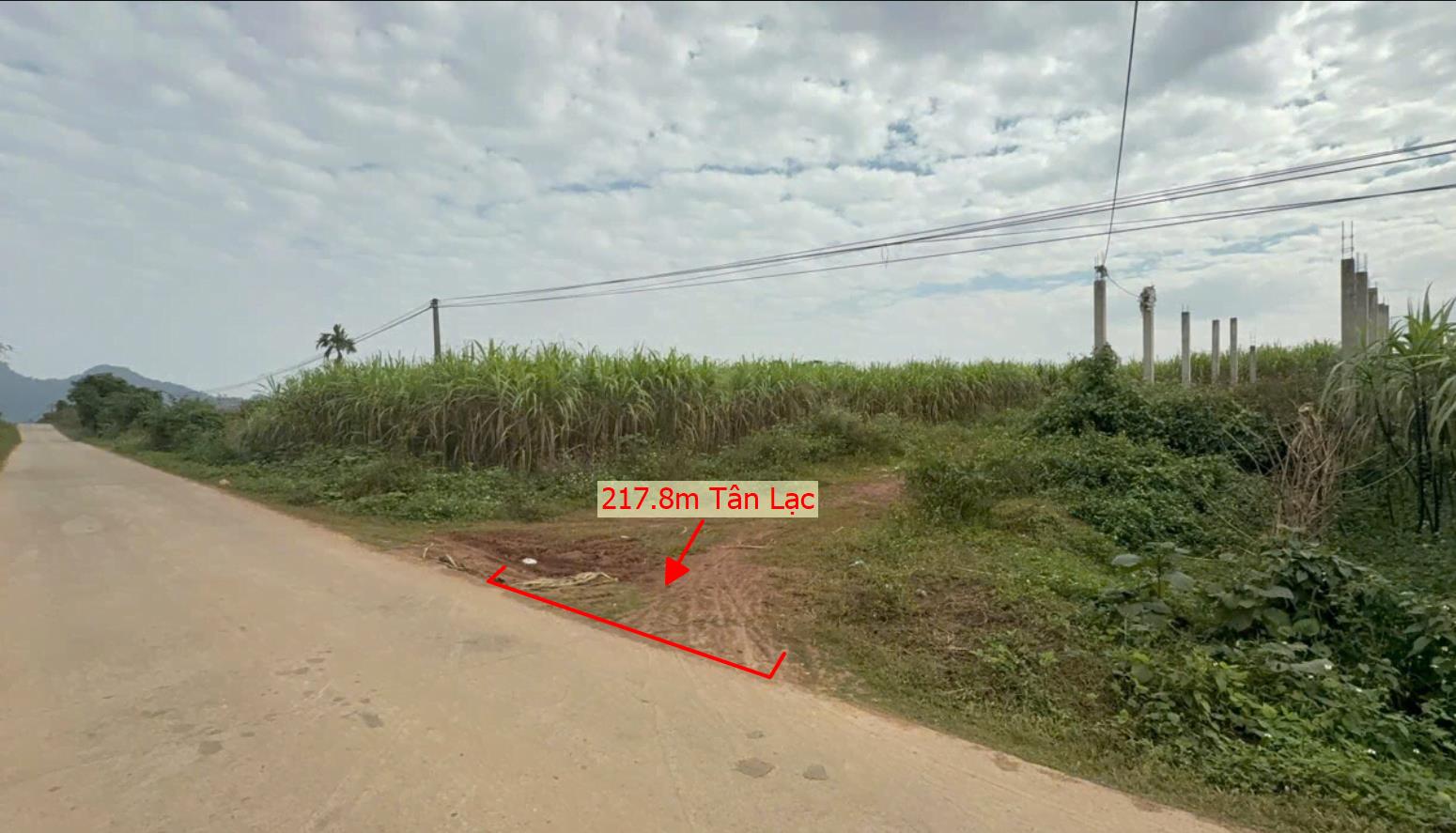 Hình ảnh Bán Đất Phân Lô Tại Tân Lạc Bám Đường Bê Tông Ô Tô Vào Tận Đất Cách Ql6 1km Cách Đèo Đá Trắng 2km 