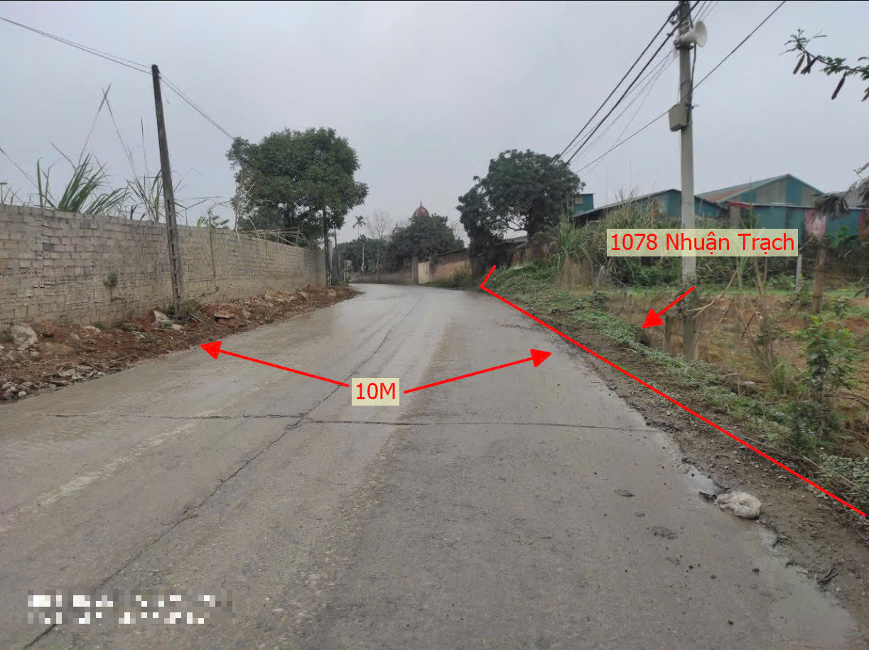 Hình ảnh Bán Đất Nhuận Trạch Đường Ô Tô Tránh Sát QL21A Kinh Doanh Sầm Uất Giá Chỉ Vài Tỷ