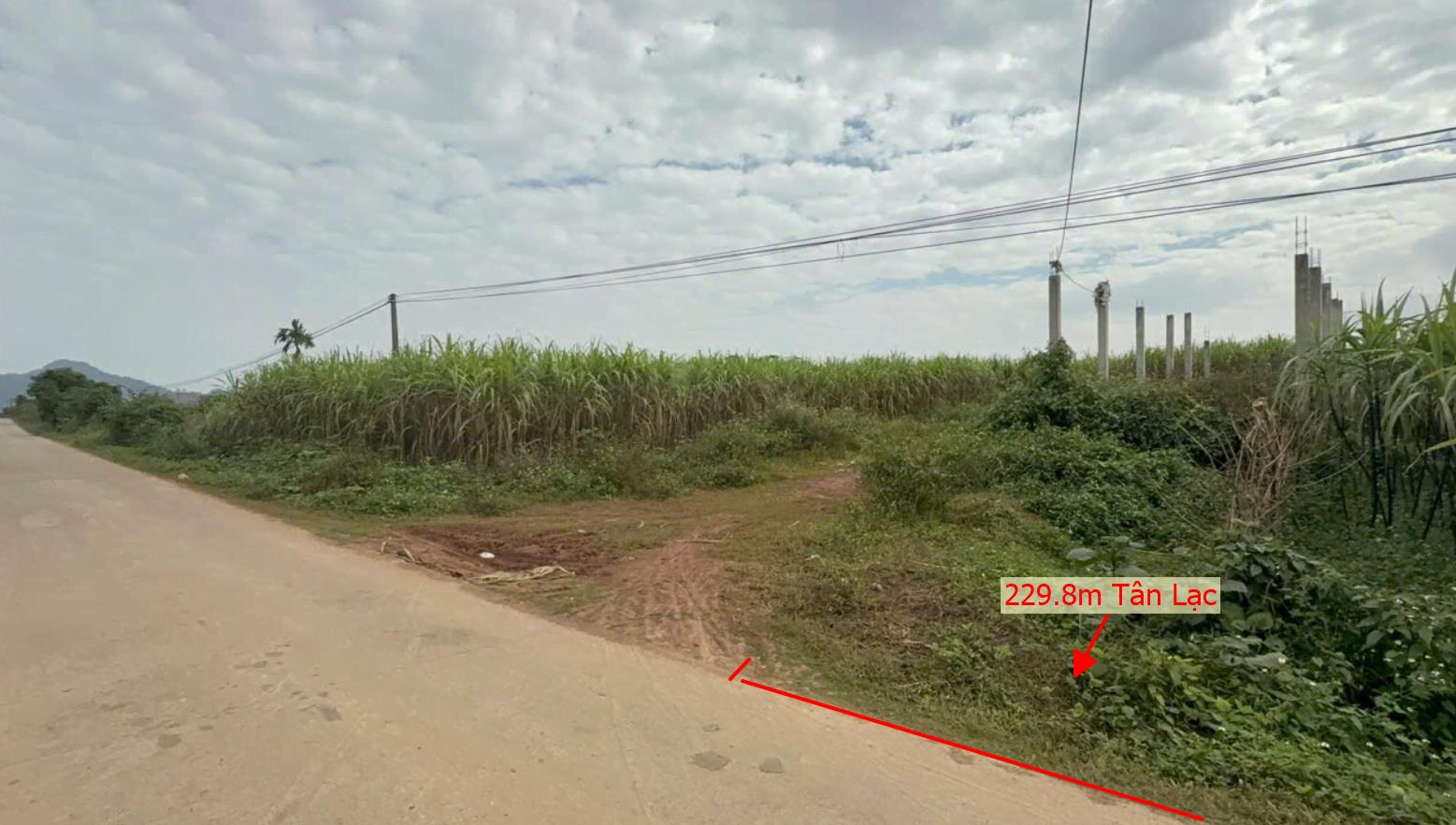Hình ảnh Bán Đất Phân Lô Tại Tân Lạc Bám Đường Bê Tông Ô Tô Vào Tận Đất Cách Ql6 1km Cách Đèo Đá Trắng 2km 