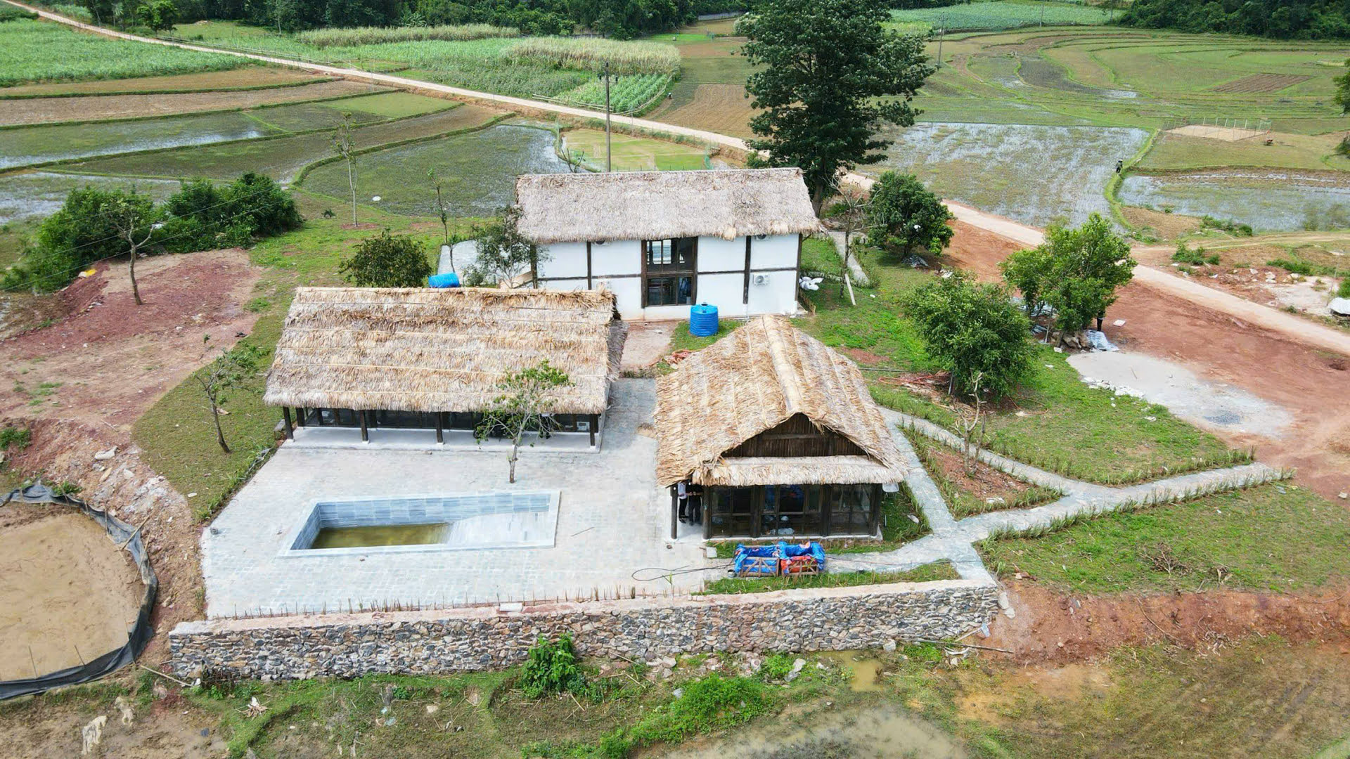 Hình ảnh Bán Đất Nghỉ Dưỡng Cực Đẹp Sẵn Nhà Mới Xây Ô Tô Đỗ Tận Đất Ngay Trung Tâm Xã Phú Vinh