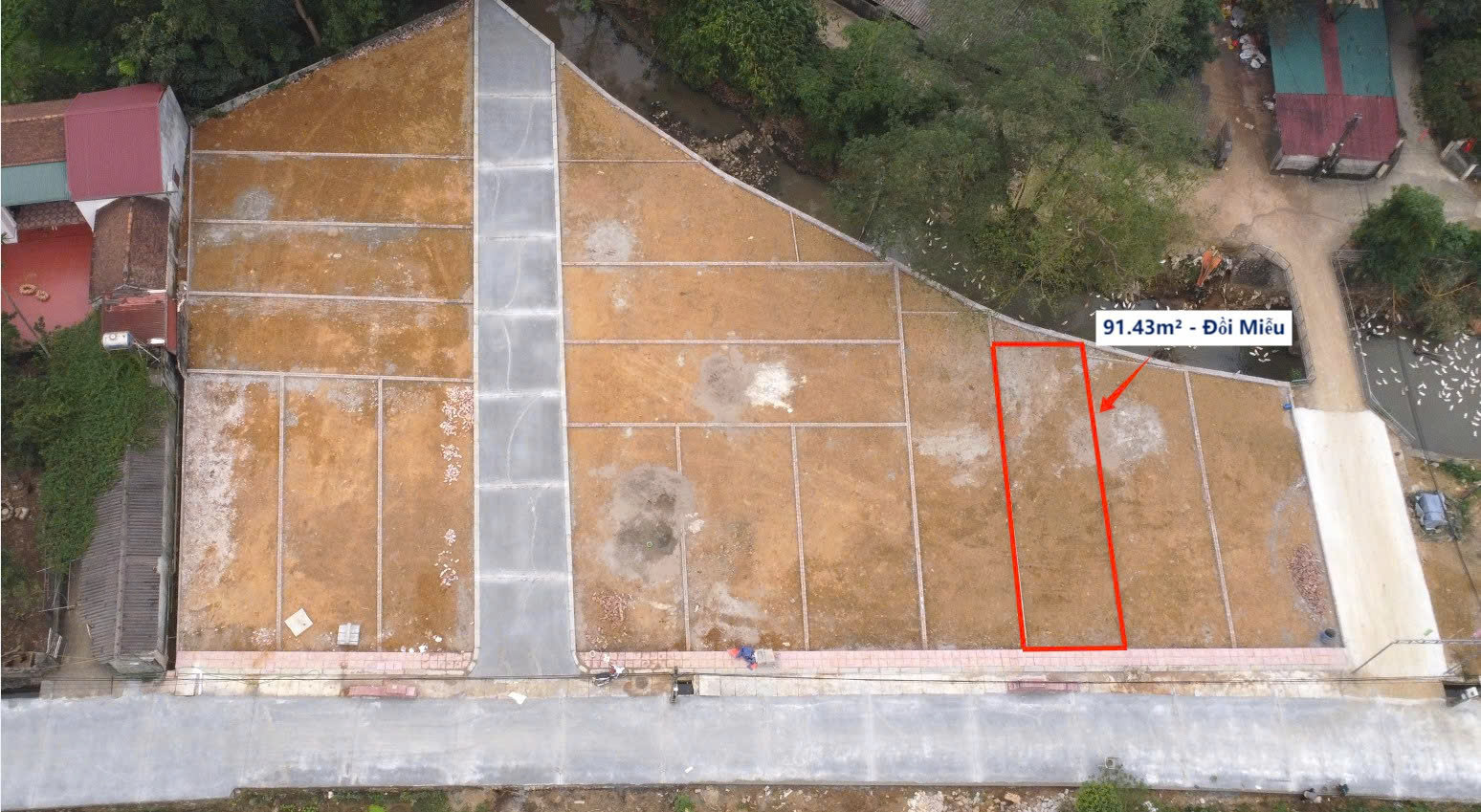 Hình ảnh Đất Phân Lô Nam Phương Tiến Ô Tô Đỗ Tận Đất Sát Trục Chính Kinh Doanh Ngay Gần Hồ Miễu Thoáng Mát