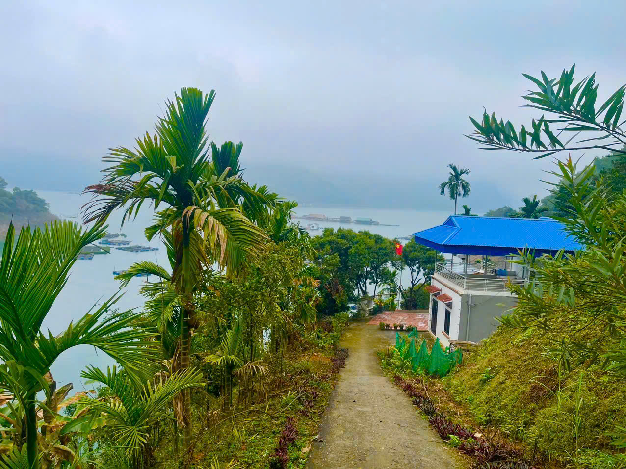 Hình ảnh Bán Đất Nghỉ Dưỡng 2672m Sẵn Nhà Đường Ô Tô View Hồ Hòa Bình Ô Tô Vào Tận Đất Dân Cư Đông Đúc Giá Đầu Tư