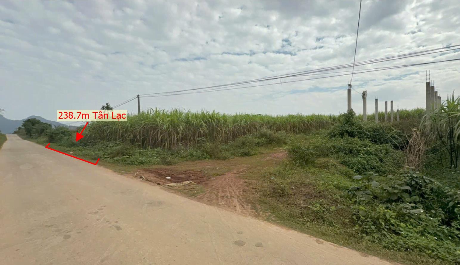 Hình ảnh Bán Đất Phân Lô Tại Tân Lạc Bám Đường Bê Tông Ô Tô Vào Tận Đất Cách Ql6 1km Cách Đèo Đá Trắng 2km 