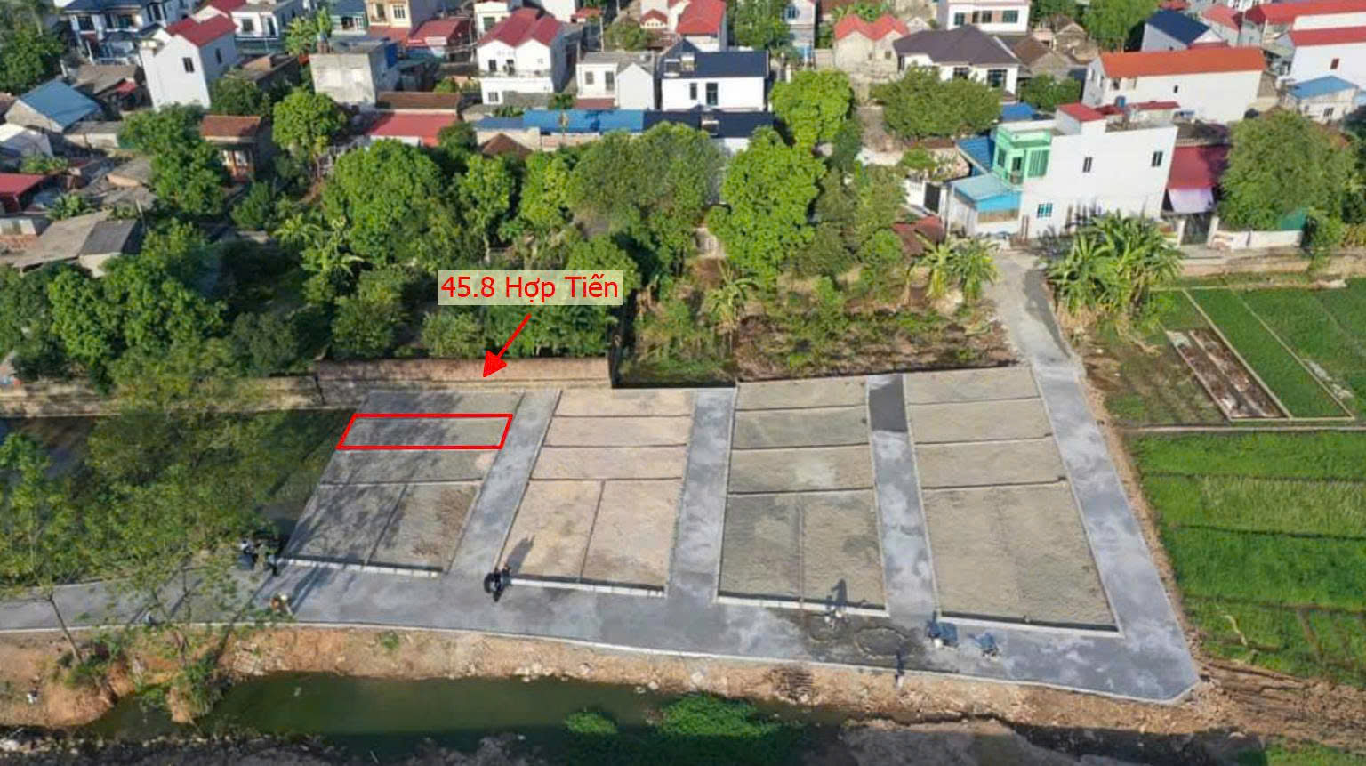 Hình ảnh Bán Thửa Đất Phân Lô 45.8m Tại Hợp Tiến Mỹ Đức Ô Tô Đỗ Tận Đất Sát Trục Kinh Doanh Giá Chưa Đến Tỷ 