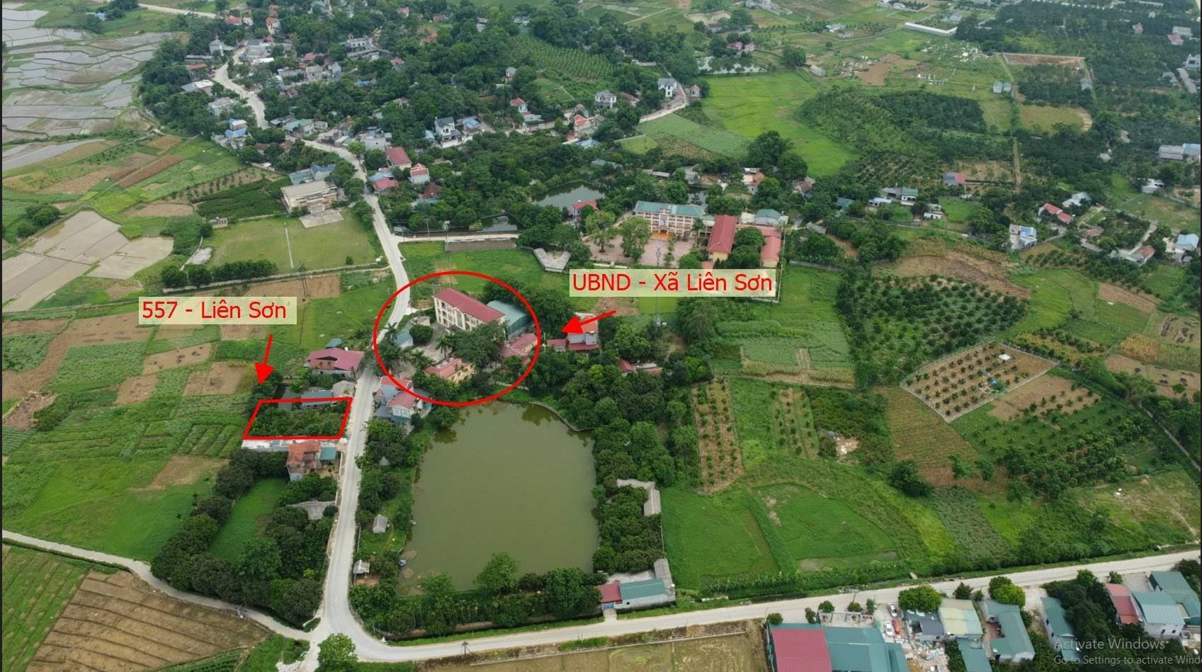 Hình ảnh Chính chủ nhờ em giới thiệu lô đất đẹp kinh doanh sát UBND Xã Liên Sơn 557m2