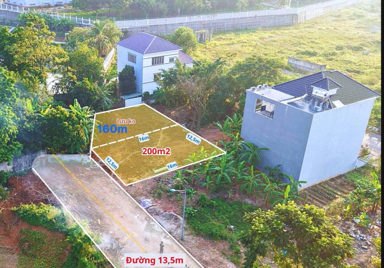 Hình ảnh Bán Lô Đất 200m Tại Khai Quang Vĩnh Yên Bám Đường Bê Tông Ô Tô Vào Tận Đất Dân Cư Đông Đúc Thân Thiện Gần Các Khu Đô Thị Lớn Giá Đầu Tư