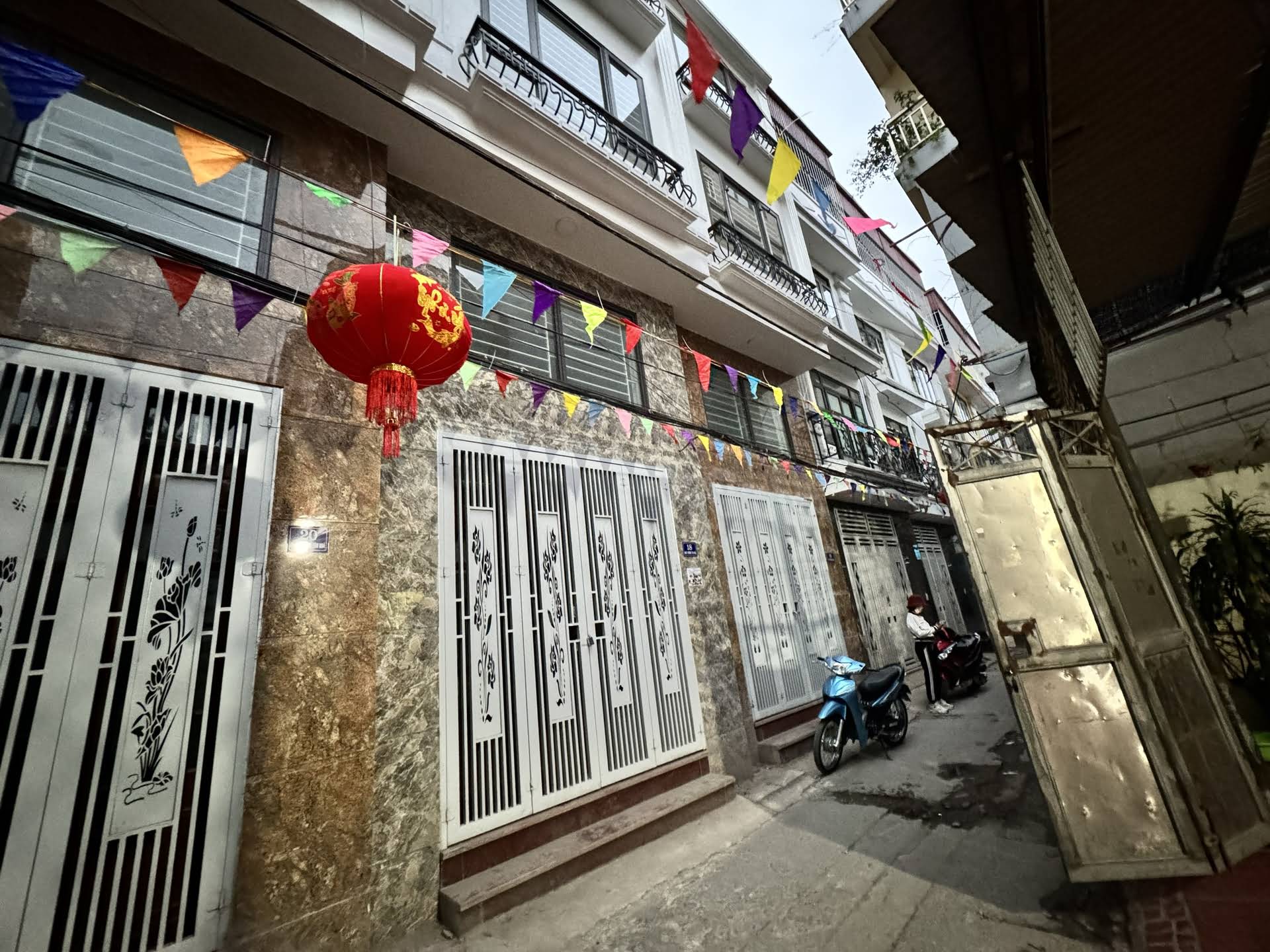 Hình ảnh Bán Nhà Ở Tại Yên Nghĩa Hà Đông Cách QL6A Vài Bước Chân Gần Bến Xe Yên Nghĩa