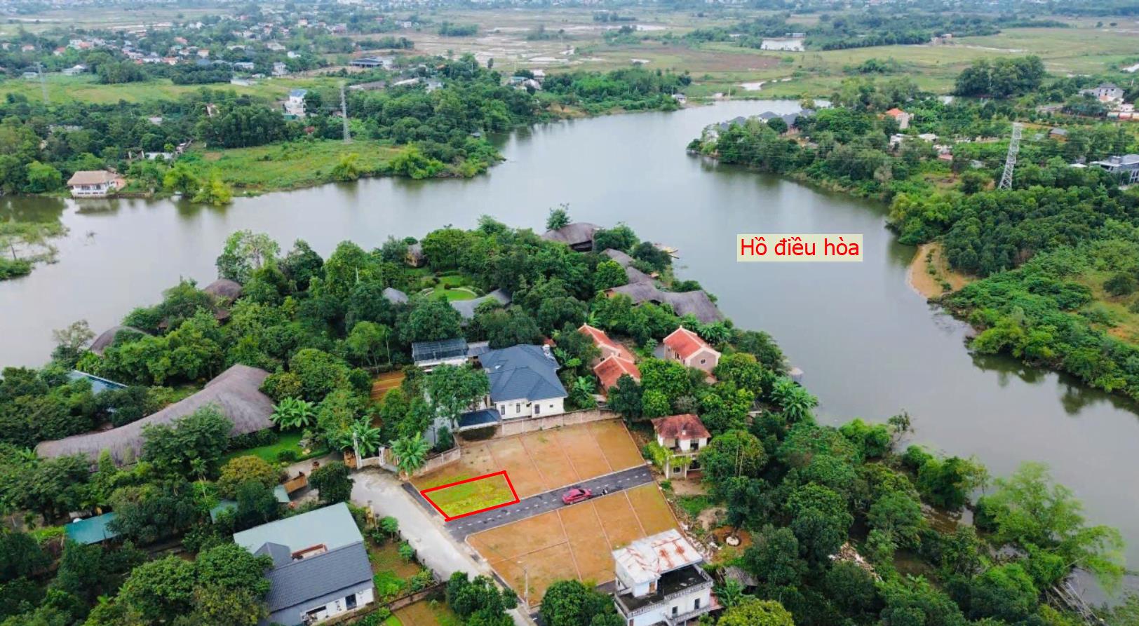 Hình ảnh Bán Lô Đất 100.5m Tại Cổ Đông Sơn Tây Bám Đường Bê Tông Ô Tô Vào Tận Đất Dân Cư Đông Đúc Gần Hồ Điều Hòa Thoáng Mát Giá Rẻ Đầu Tư Sinh Lời 