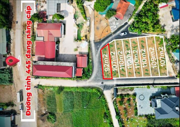 Hình ảnh Bán Lô Đất Phân Lô Tại Kỳ Sơn Bám Đường Bê Tông Ô Tô Vào Tận Đất Dân Cư Đông Đúc Thân Thiện Gần Chợ Trường Học Giá Đầu Tư