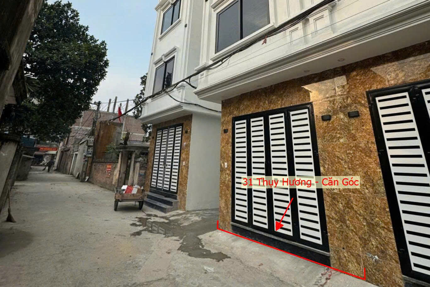 Hình ảnh Bán Căn Góc 2 Mặt Tiền 31m Tại Thụy Hương Ô Tô Đỗ Tận Cửa Sát Trục Chính Kinh Doanh 