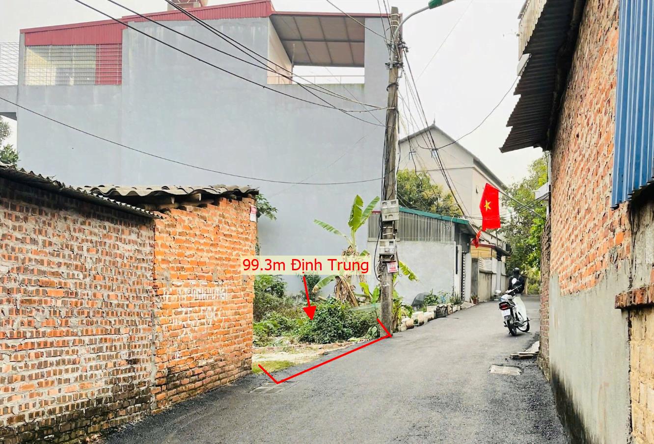 Hình ảnh Bán Lô Đất 99.3m Tại Định Trung Vĩnh Yên Bám Đường Bê Tông Ô Tô Vào Tận Đất Dân Cư Đông Đúc Sổ Đỏ Pháp Lý Rõ Ràng