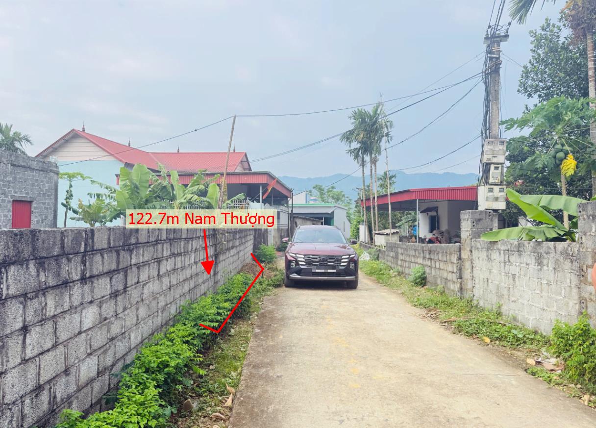 Hình ảnh Bán Lô Đất 122.7m Tại Nam Thượng Kim Bôi Bám Đường Bê Tông Ô Tô Vào Tận Đất Dân Cư Đông Đúc  View Hồ Thoáng Mát  Cách Ql12b 50m Giá Đầu Tư