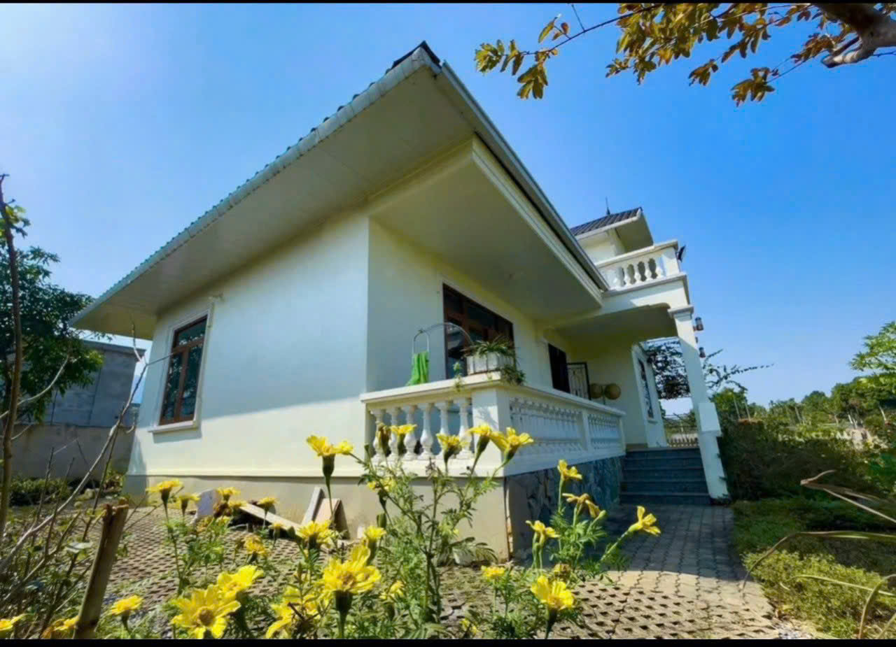 Hình ảnh Bán Lô Đẩt 797m Tại Cư Yên Lương Sơn Sẵn Biệt Thự Nghỉ Dưỡng Bám Đường Bê Tông Ô Tô Vào Tận Đất