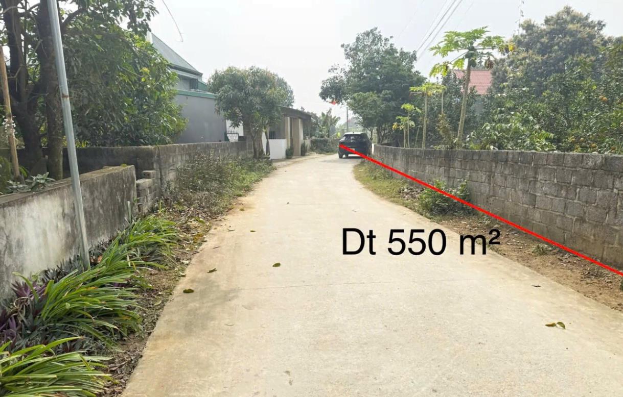 Hình ảnh Bán Lô Đất 545.6m Tại Phú Thành Lạc Thủy Bám  Đường Bê Tông Ô Tô Vào Tận Đất Dân Cư Đông Đúc Thân Thiện Gần Chợ Trường Học Giá Đầu Tư