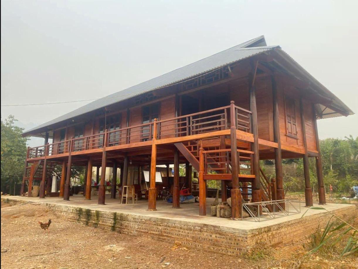 Hình ảnh Bán Lô Đất 1436.8m Tại Xuân Viên Yên Lập Sẵn Nhà Sàn Gỗ 5 Gian View Thoáng Mát Giá Hơn Tỷ
