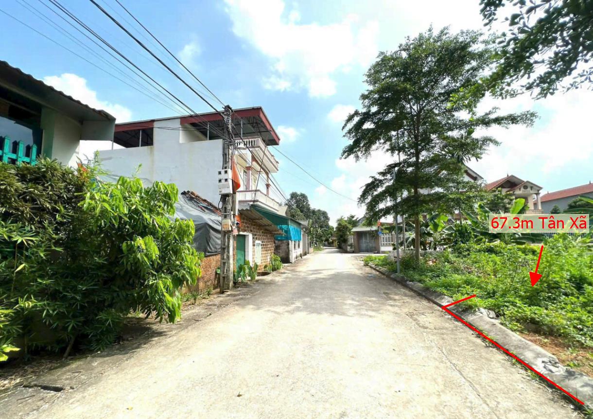 Hình ảnh Bán Lô Đất 67.3m Tại Tân Xã Thạch Thất Bám Đường Bê Tông Ô Tô Vào Tận Đất Dân Cư Đông Đúc Thân Thiện Giá Đầu Tư