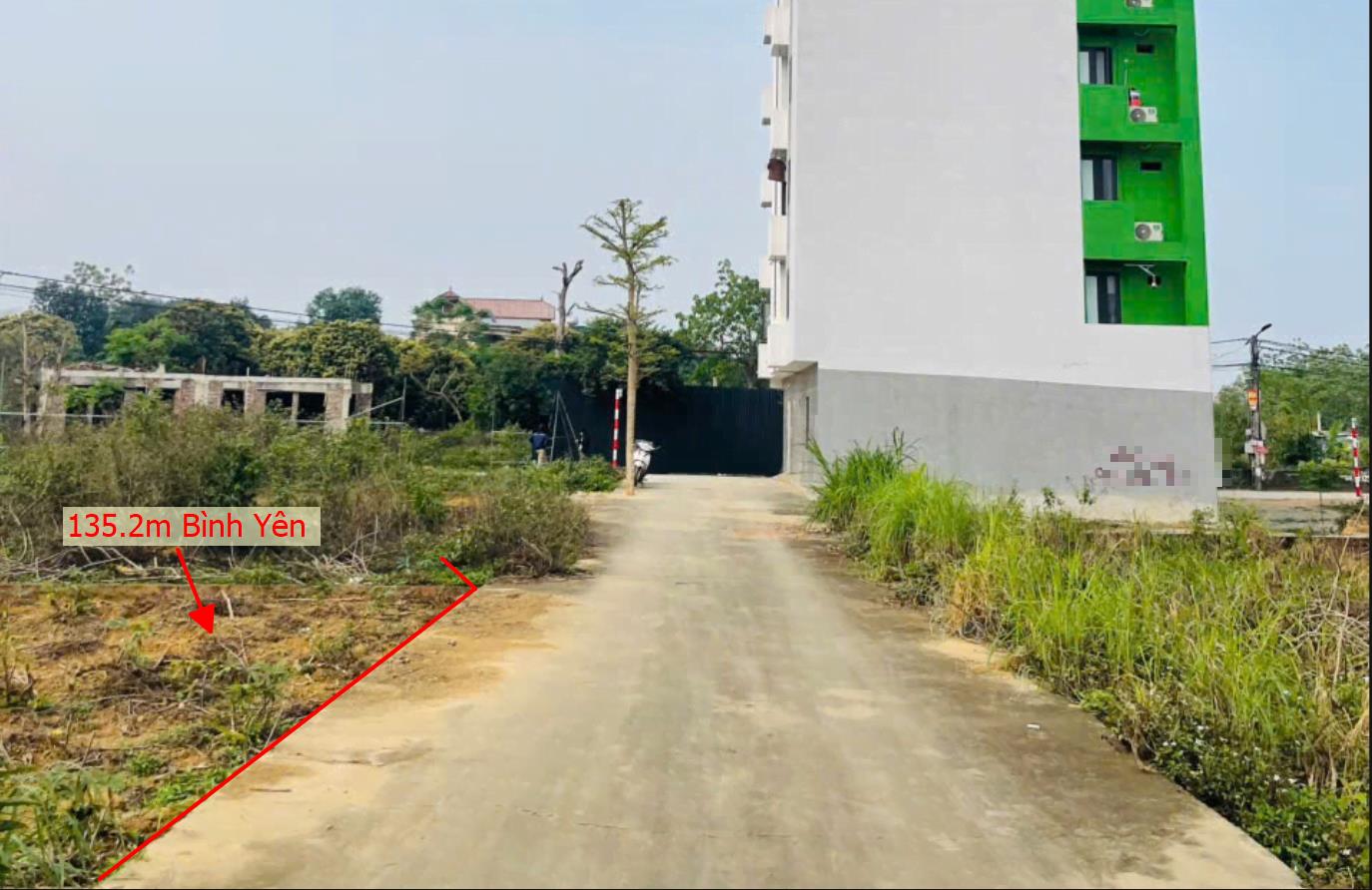 Hình ảnh Bán Lô Đất 135.2m Tại Bình yên Thạch Thất Bám Đường Bê Tông Ô Tô Vào Tận Đất Dân Cư Đông Đúc Thân Thiện Giá Rẻ